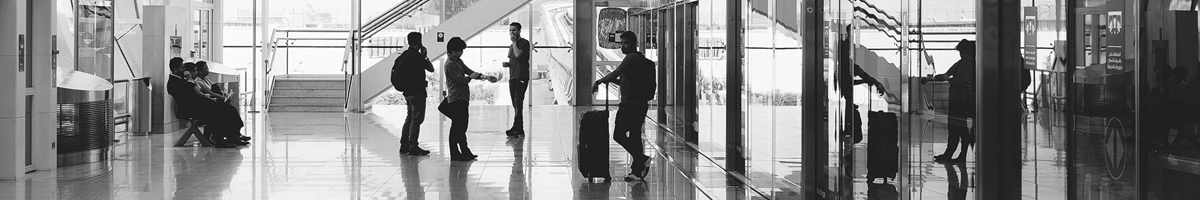 RunwayLink Airport Transfers Shuttle Service Image 3